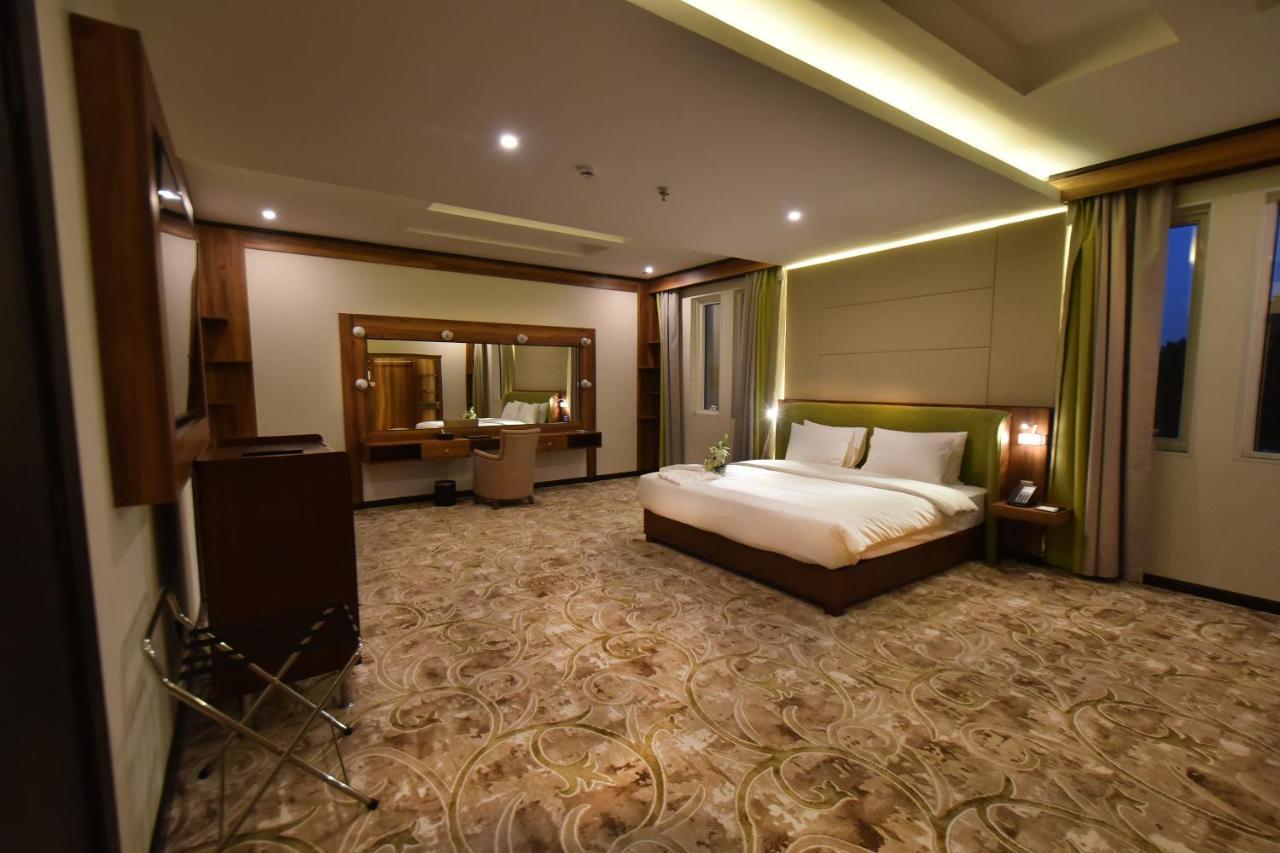 The District Hotel Najran Eksteriør billede